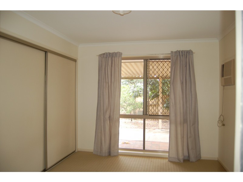 11 Thistle Street, Regents Park QLD 4118