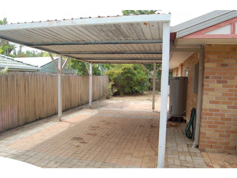 11 Thistle Street, Regents Park QLD 4118