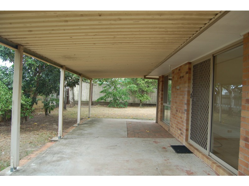 11 Thistle Street, Regents Park QLD 4118