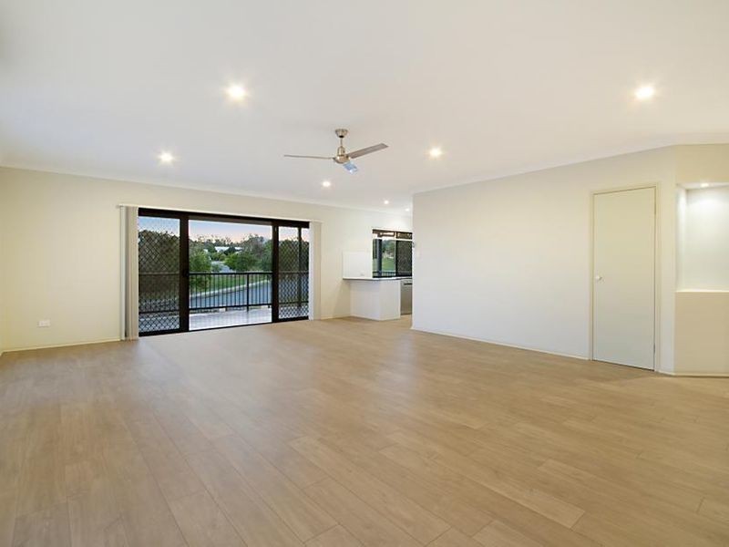 9 Starush Court, Upper Coomera QLD 4209