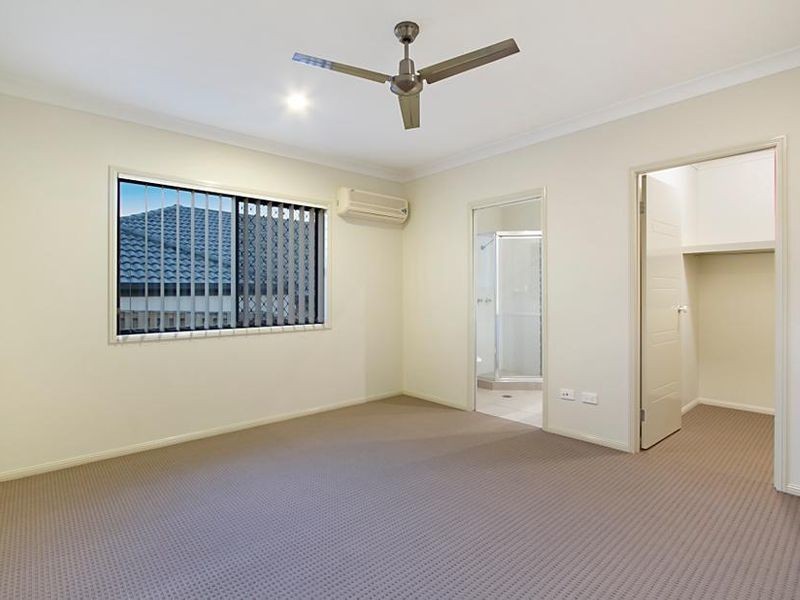 9 Starush Court, Upper Coomera QLD 4209