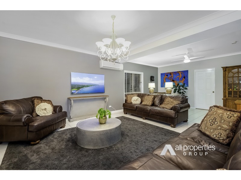 85 Ontario Crescent, Parkinson QLD 4115