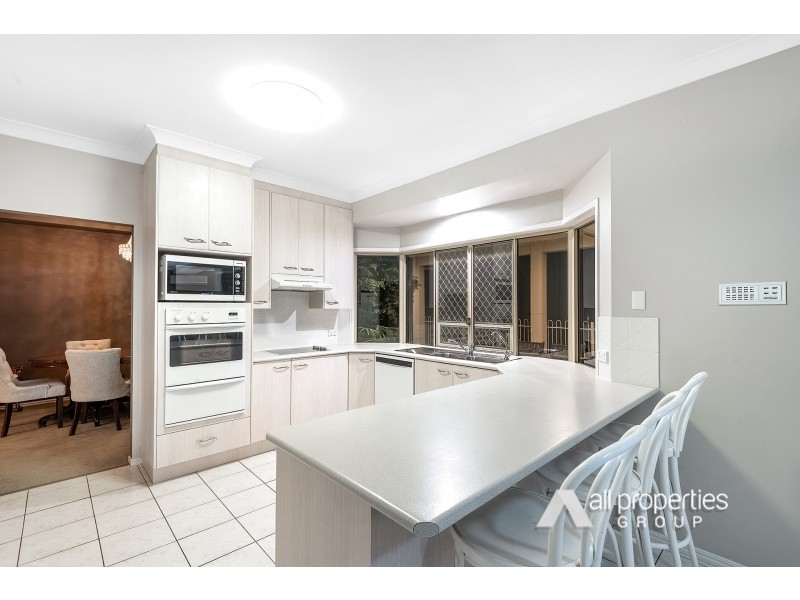 85 Ontario Crescent, Parkinson QLD 4115