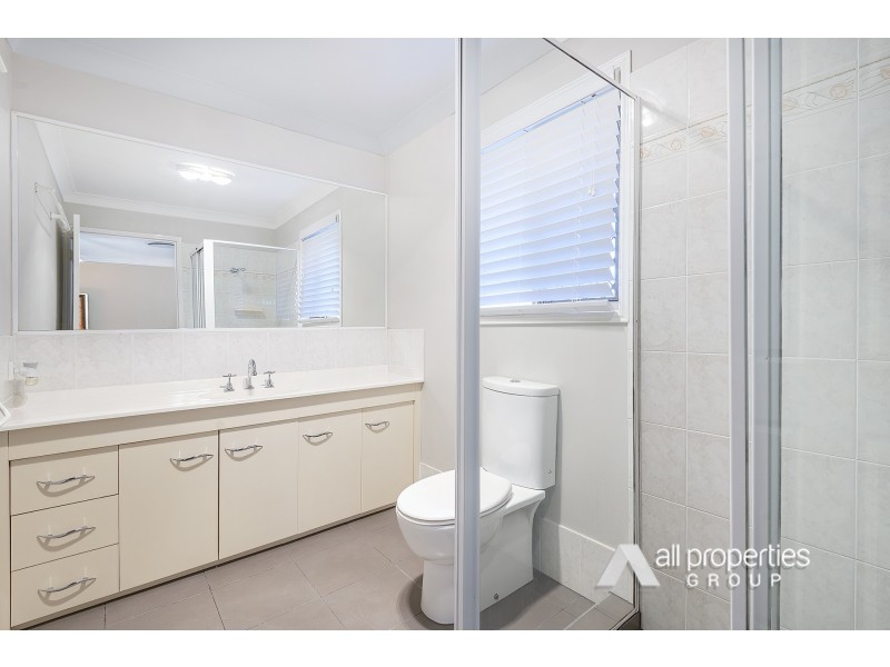 85 Ontario Crescent, Parkinson QLD 4115