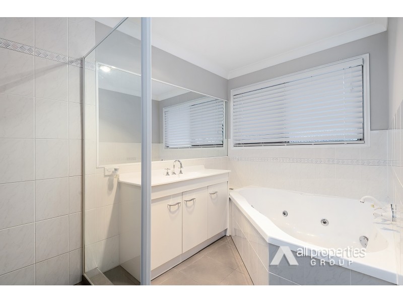 85 Ontario Crescent, Parkinson QLD 4115