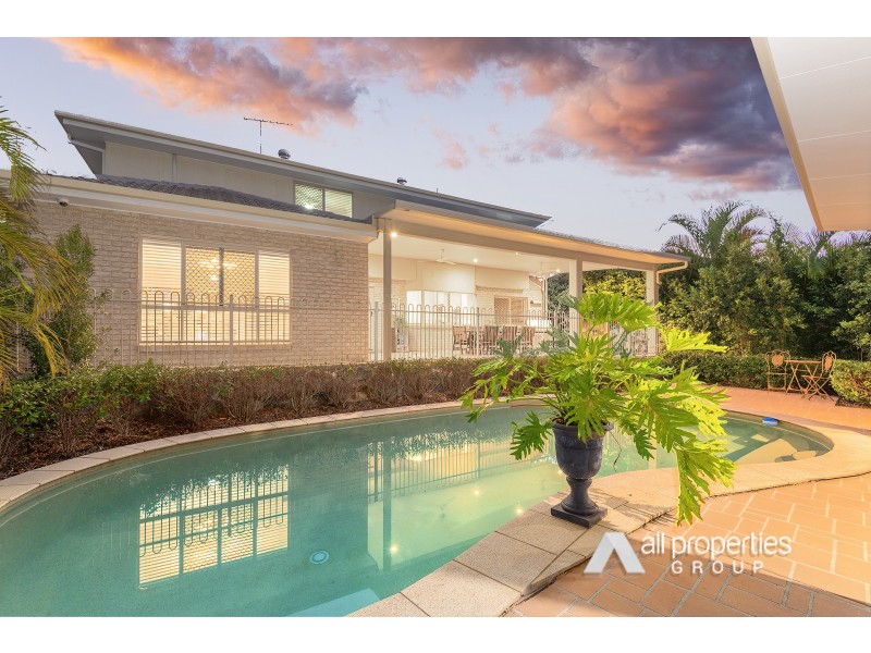 85 Ontario Crescent, Parkinson QLD 4115