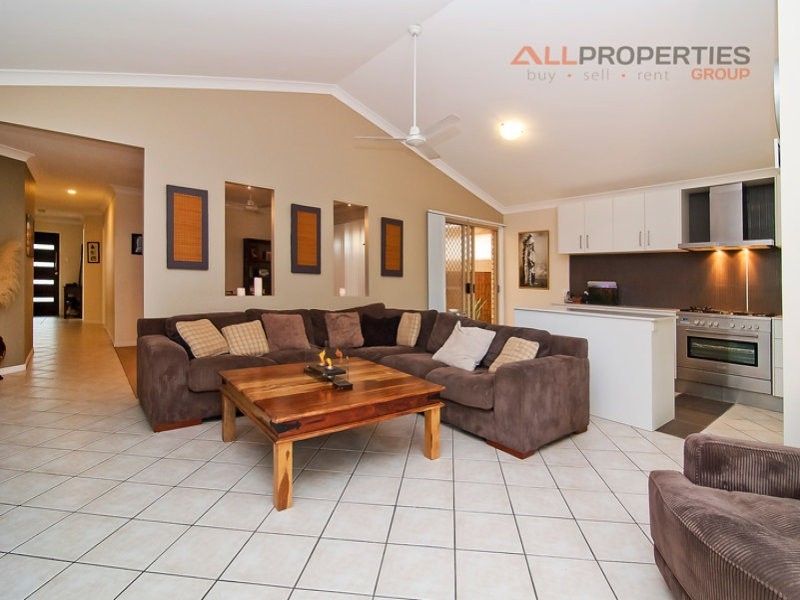 12 Danbulla Crescent, Forest Lake QLD 4078