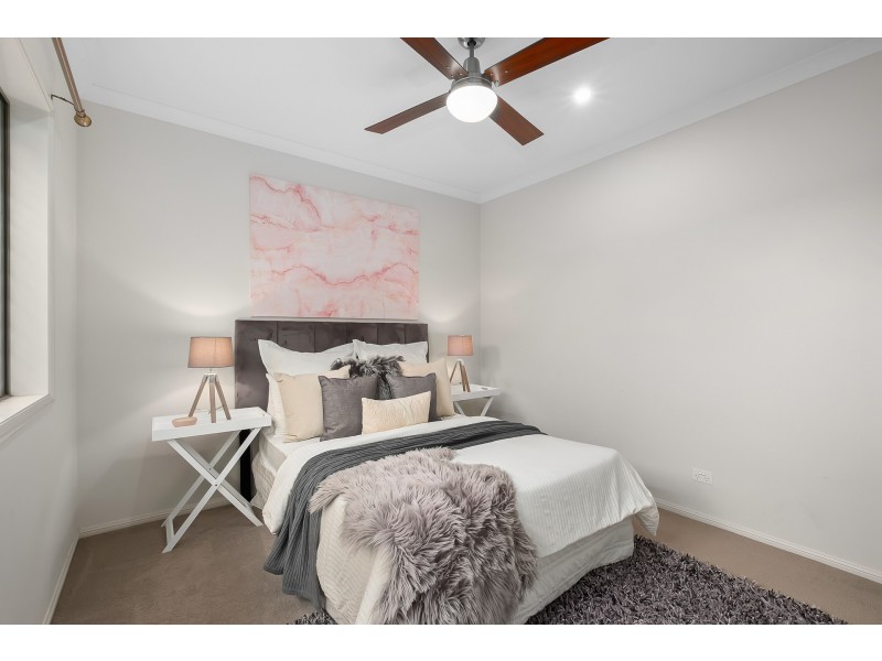 98 Pioneer Drive, Kuraby QLD 4112