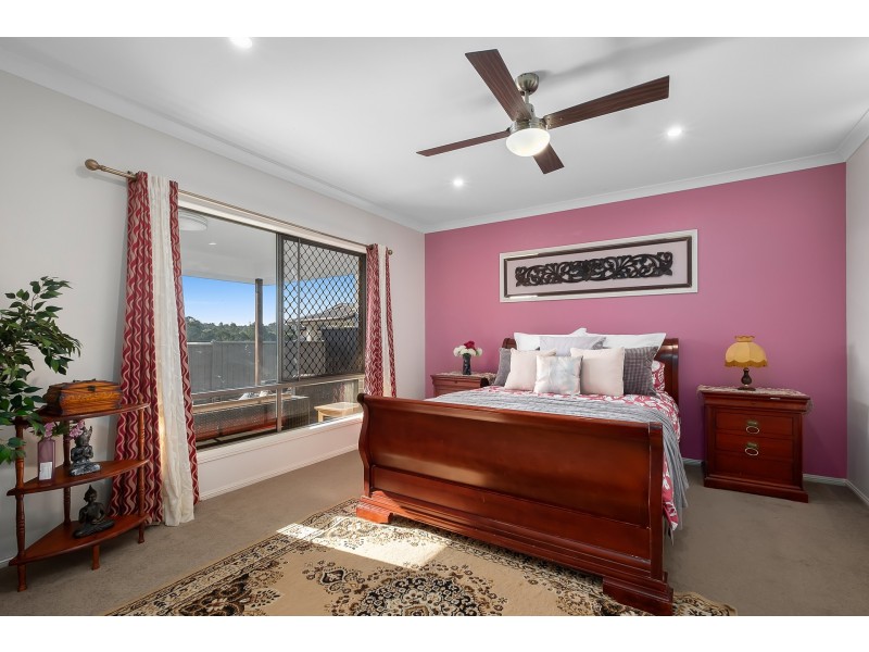 98 Pioneer Drive, Kuraby QLD 4112