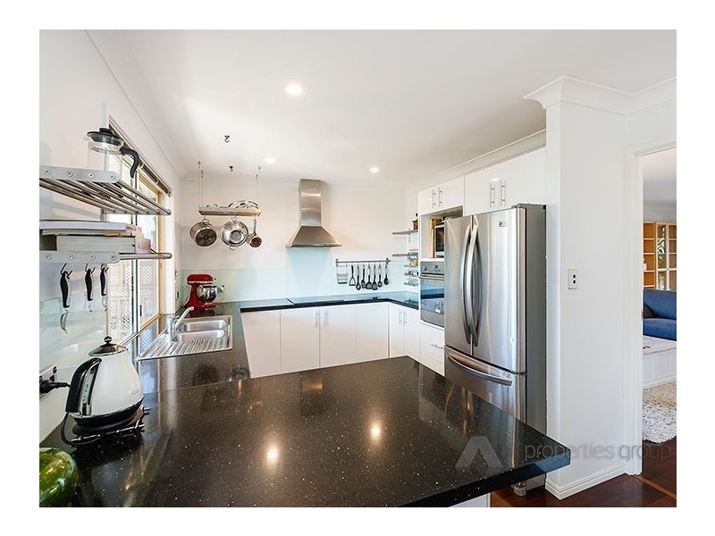 105 Sumners Road, Jamboree Heights QLD 4074