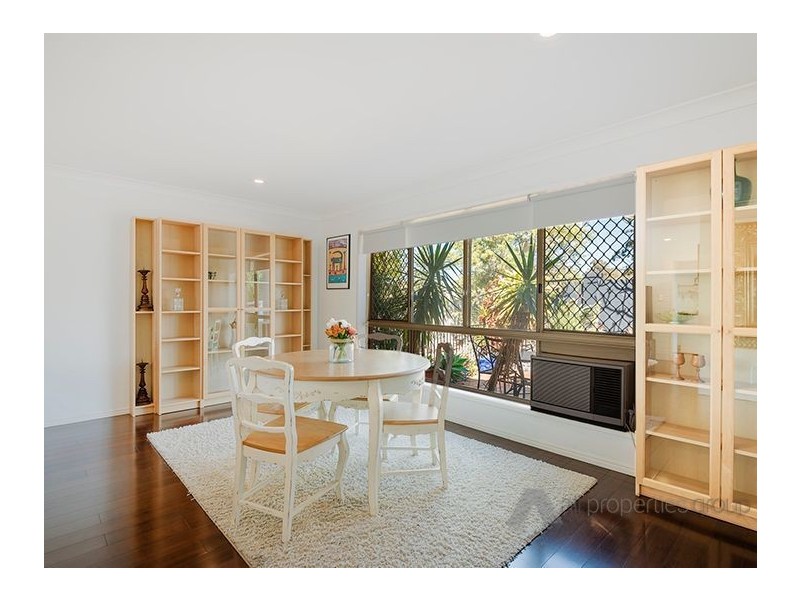 105 Sumners Road, Jamboree Heights QLD 4074