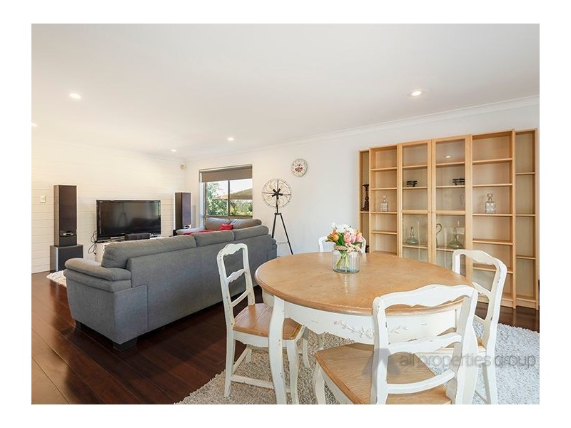 105 Sumners Road, Jamboree Heights QLD 4074