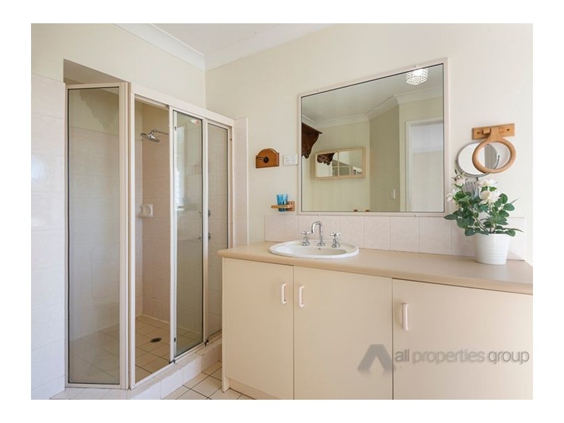 105 Sumners Road, Jamboree Heights QLD 4074