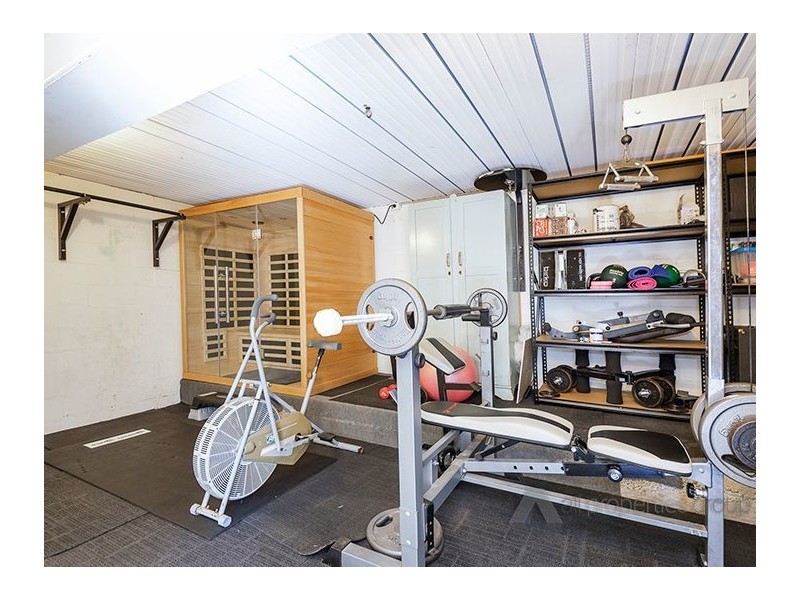 105 Sumners Road, Jamboree Heights QLD 4074