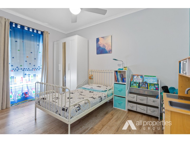 10 Quandong Street, Crestmead QLD 4132