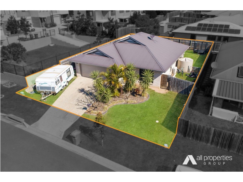 8 Devereaux Road, Boronia Heights QLD 4124