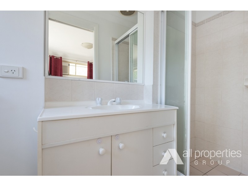 22 Beaufront Place, Forest Lake QLD 4078