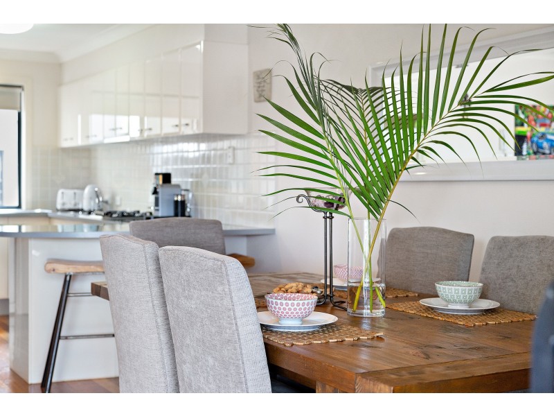 10/6-12 Monterey Keys Drive, Helensvale QLD 4212