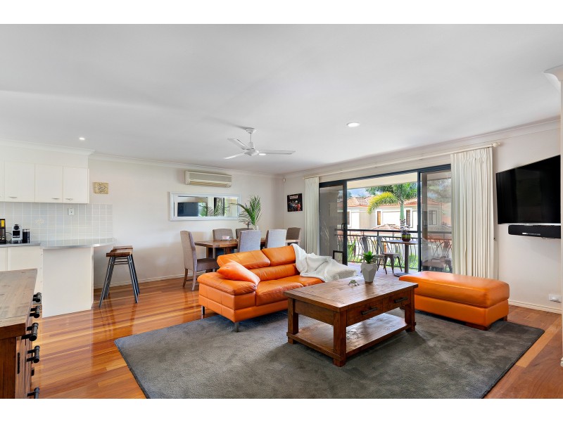 10/6-12 Monterey Keys Drive, Helensvale QLD 4212