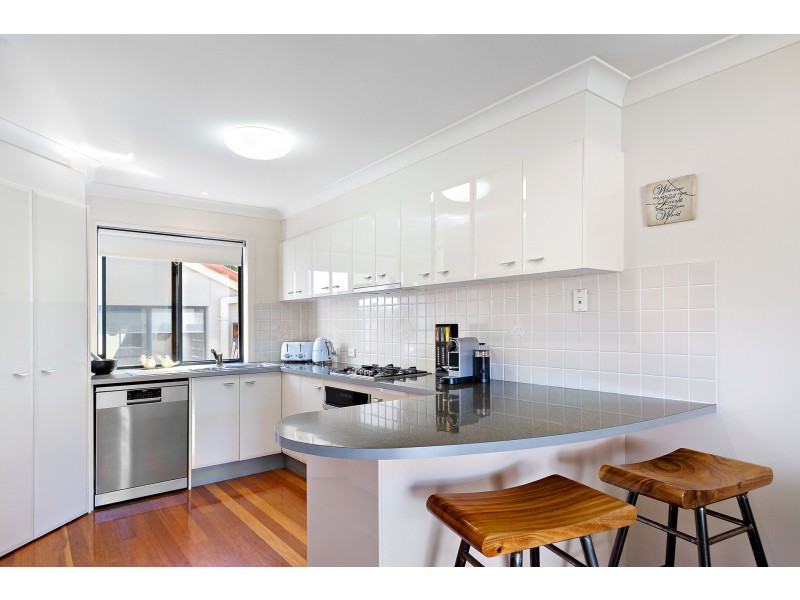 10/6-12 Monterey Keys Drive, Helensvale QLD 4212