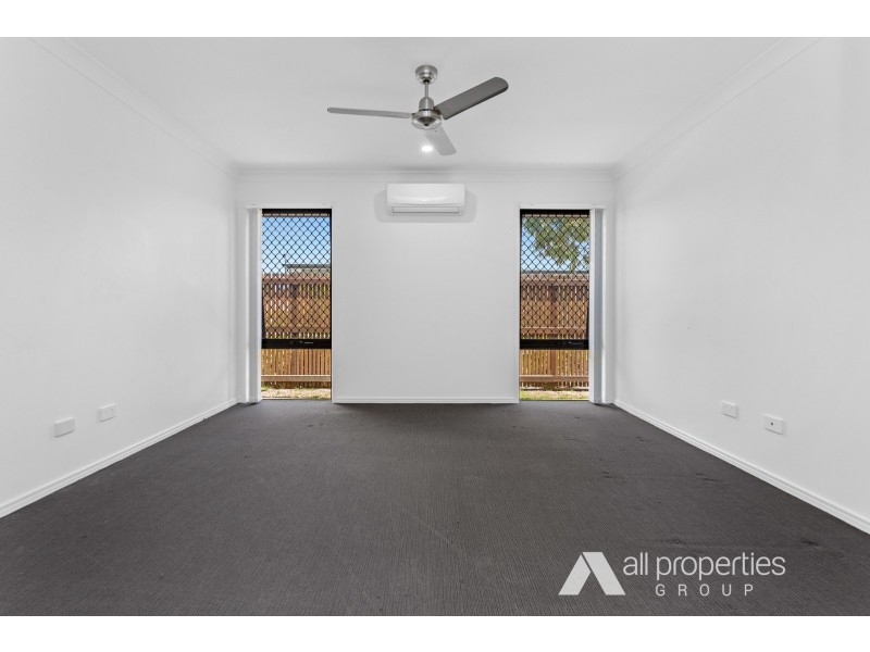 18 Forest Road, Greenbank QLD 4124