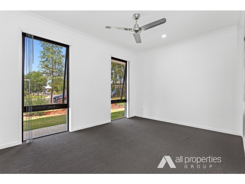 18 Forest Road, Greenbank QLD 4124