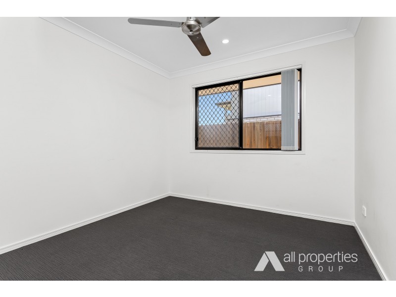 18 Forest Road, Greenbank QLD 4124