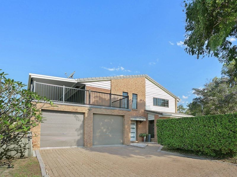 2 Brochet Street, Mansfield QLD 4122