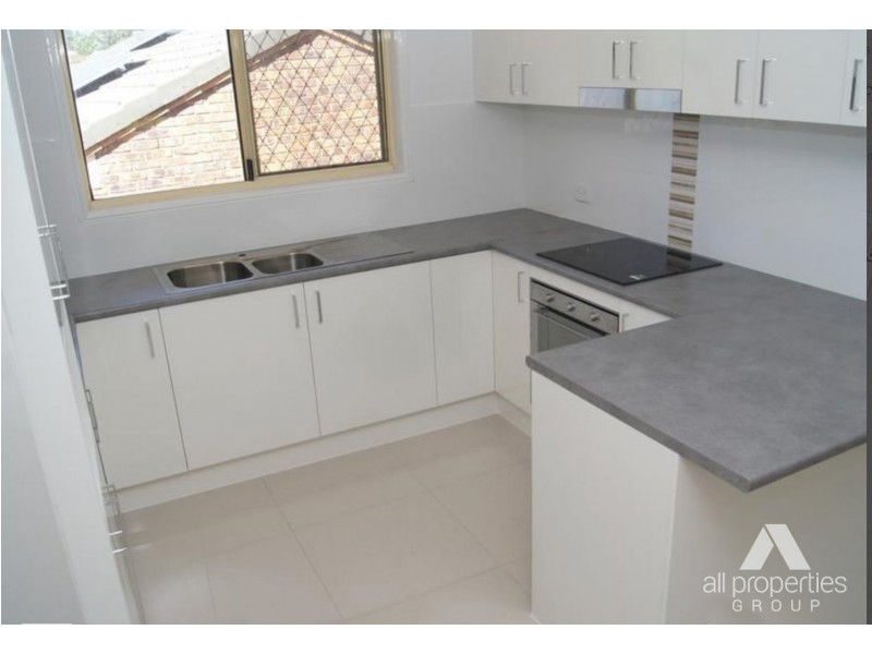 20 Tregana Circuit, Edens Landing QLD 4207