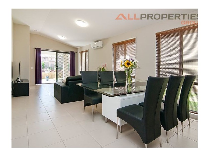 3 Wirewood Place, Heathwood QLD 4110