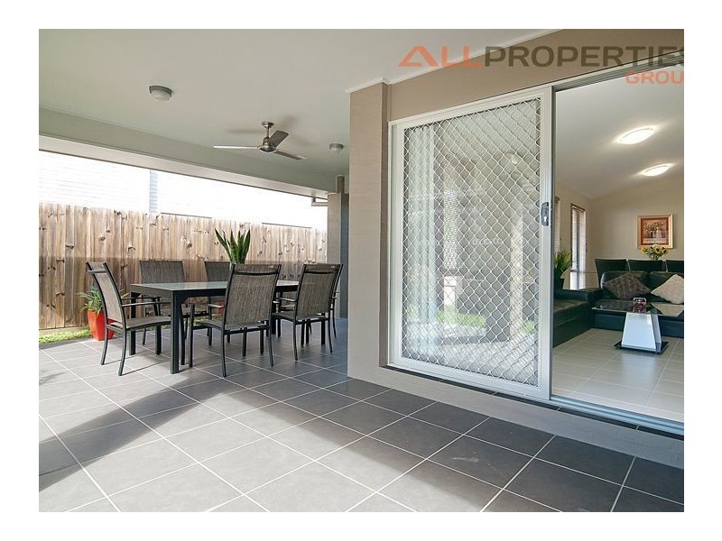 3 Wirewood Place, Heathwood QLD 4110