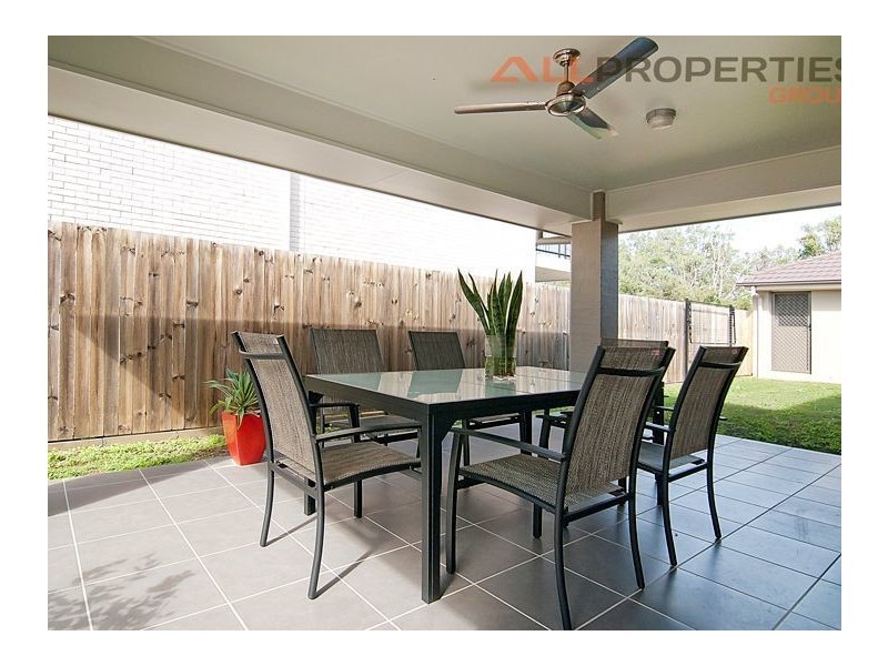 3 Wirewood Place, Heathwood QLD 4110