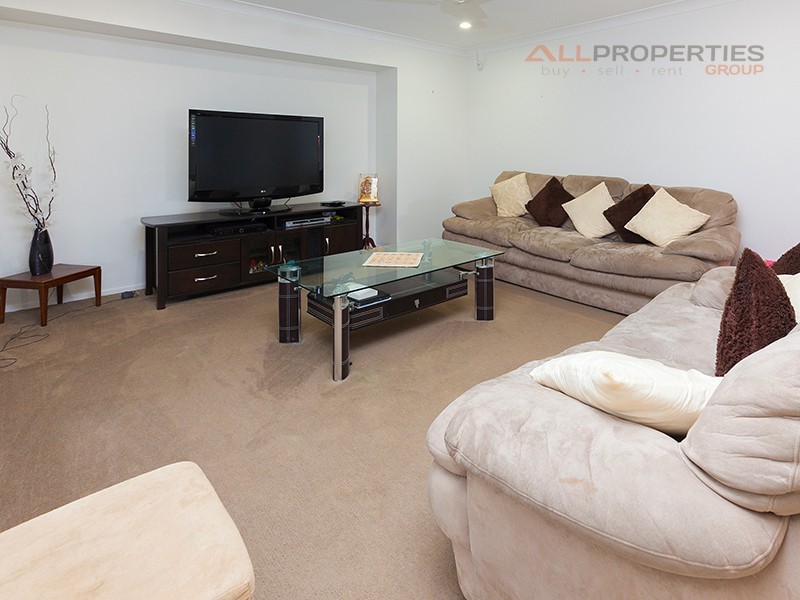 12 Fairweather Street, Berrinba QLD 4117