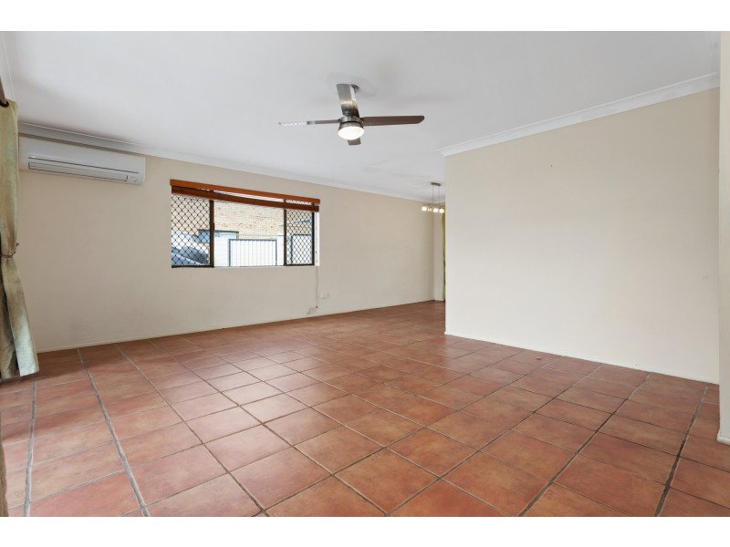 1 Wilmington Court, Springwood QLD 4127