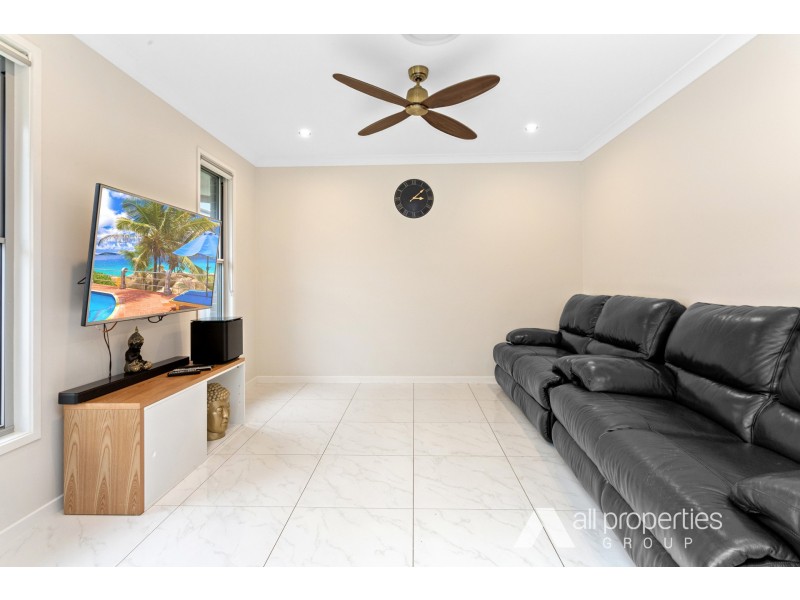 7 Kintore Street, Heathwood QLD 4110