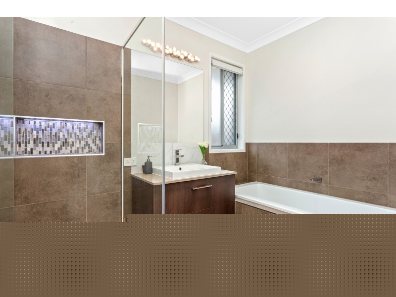 7 Kintore Street, Heathwood QLD 4110