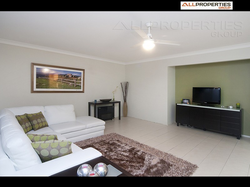 36 Muscari Crescent, Drewvale QLD 4116