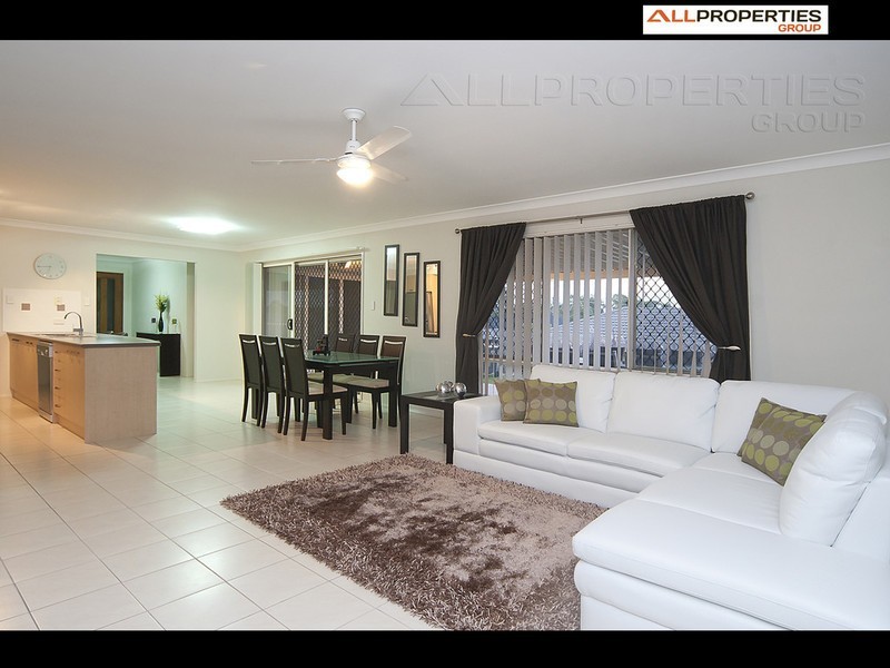 36 Muscari Crescent, Drewvale QLD 4116