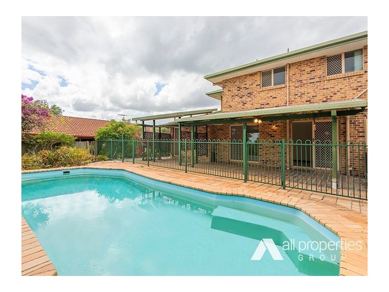 9 Ashford Place, Parkinson QLD 4115