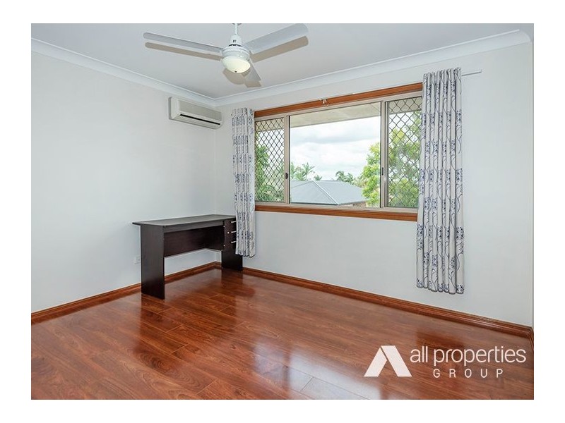 9 Ashford Place, Parkinson QLD 4115