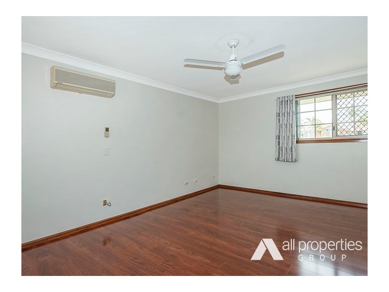 9 Ashford Place, Parkinson QLD 4115