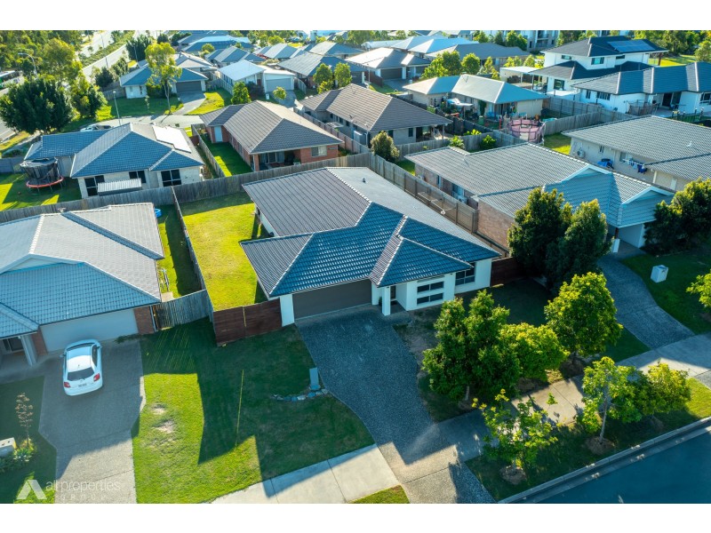 4 Summerview Avenue, Yarrabilba QLD 4207