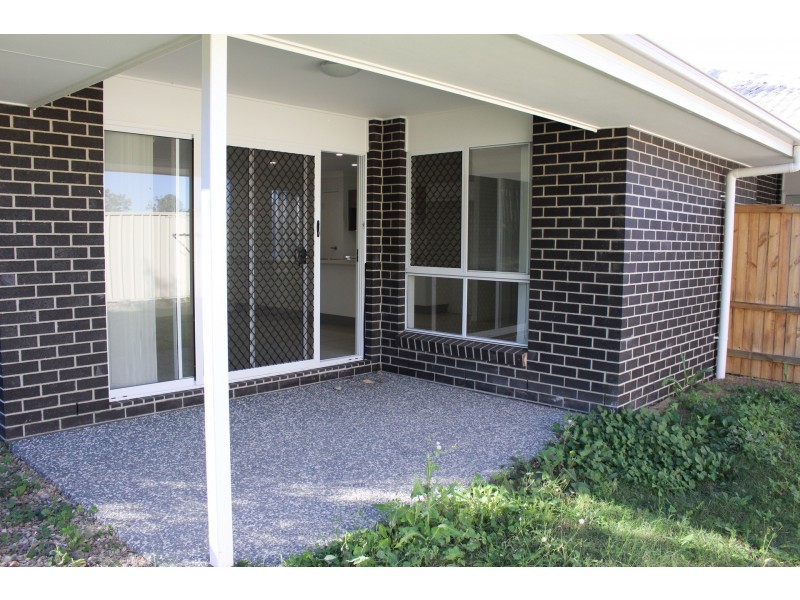 13b Spruce Street, Loganlea QLD 4131