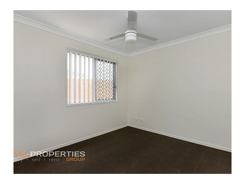 29B Greenpark Drive, Crestmead QLD 4132