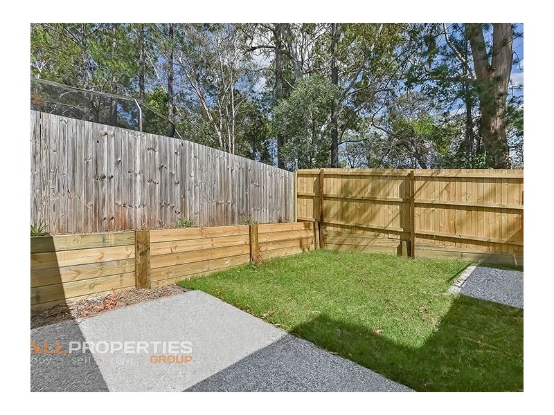29B Greenpark Drive, Crestmead QLD 4132