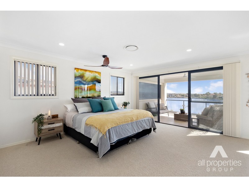 503 Oyster Cove Promenade, Helensvale QLD 4212