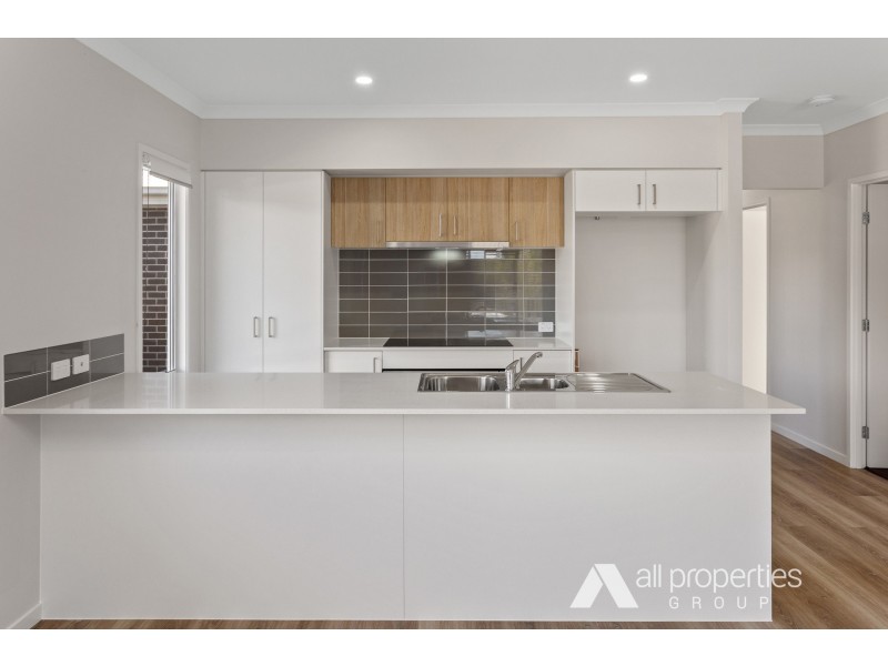 26 Rodeo Street, Spring Mountain QLD 4124