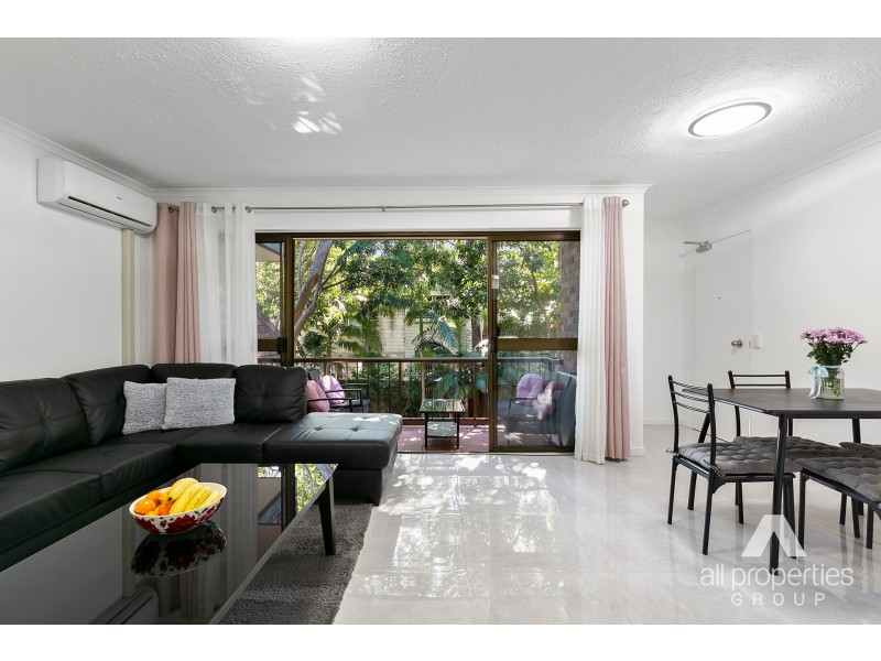 26/160-162 Frank Street, Labrador QLD 4215