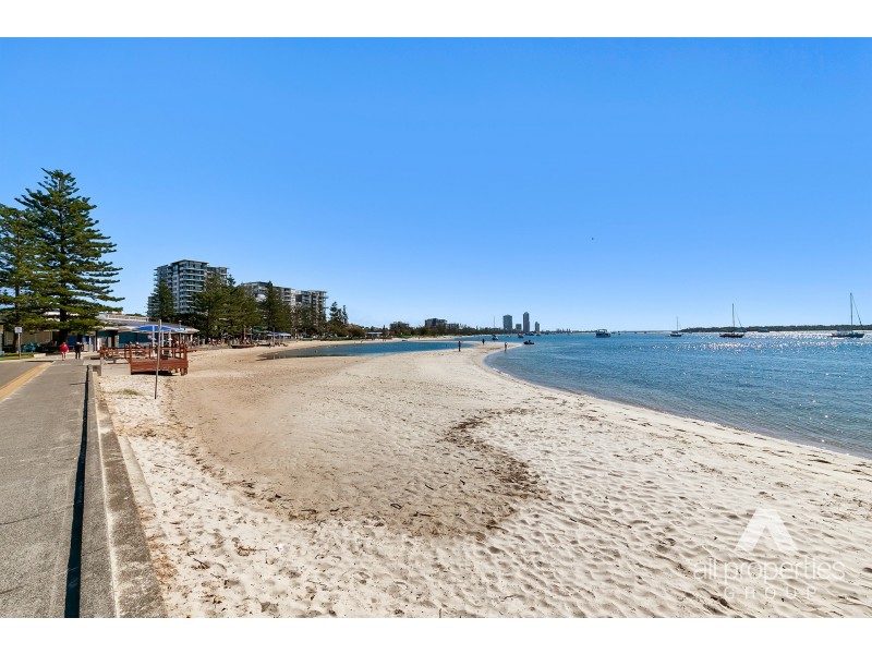 26/160-162 Frank Street, Labrador QLD 4215