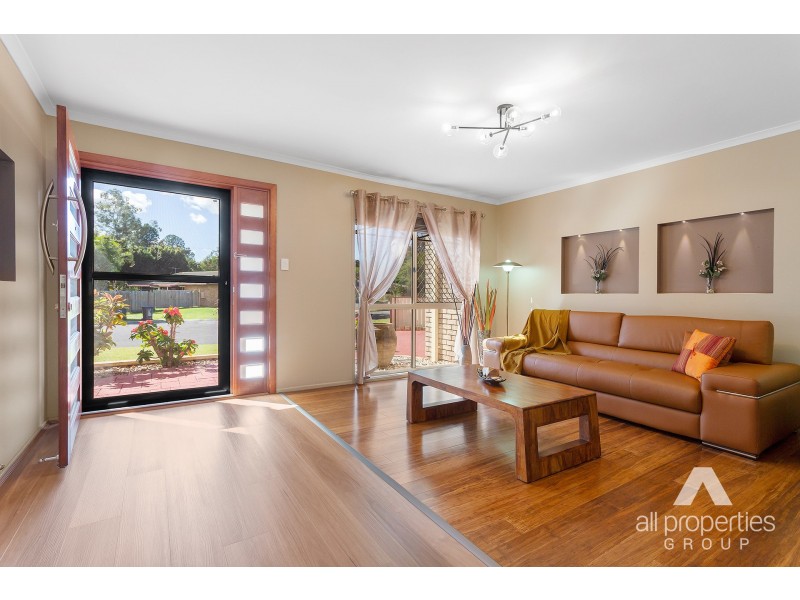 10 Poinciana Place, Eight Mile Plains QLD 4113